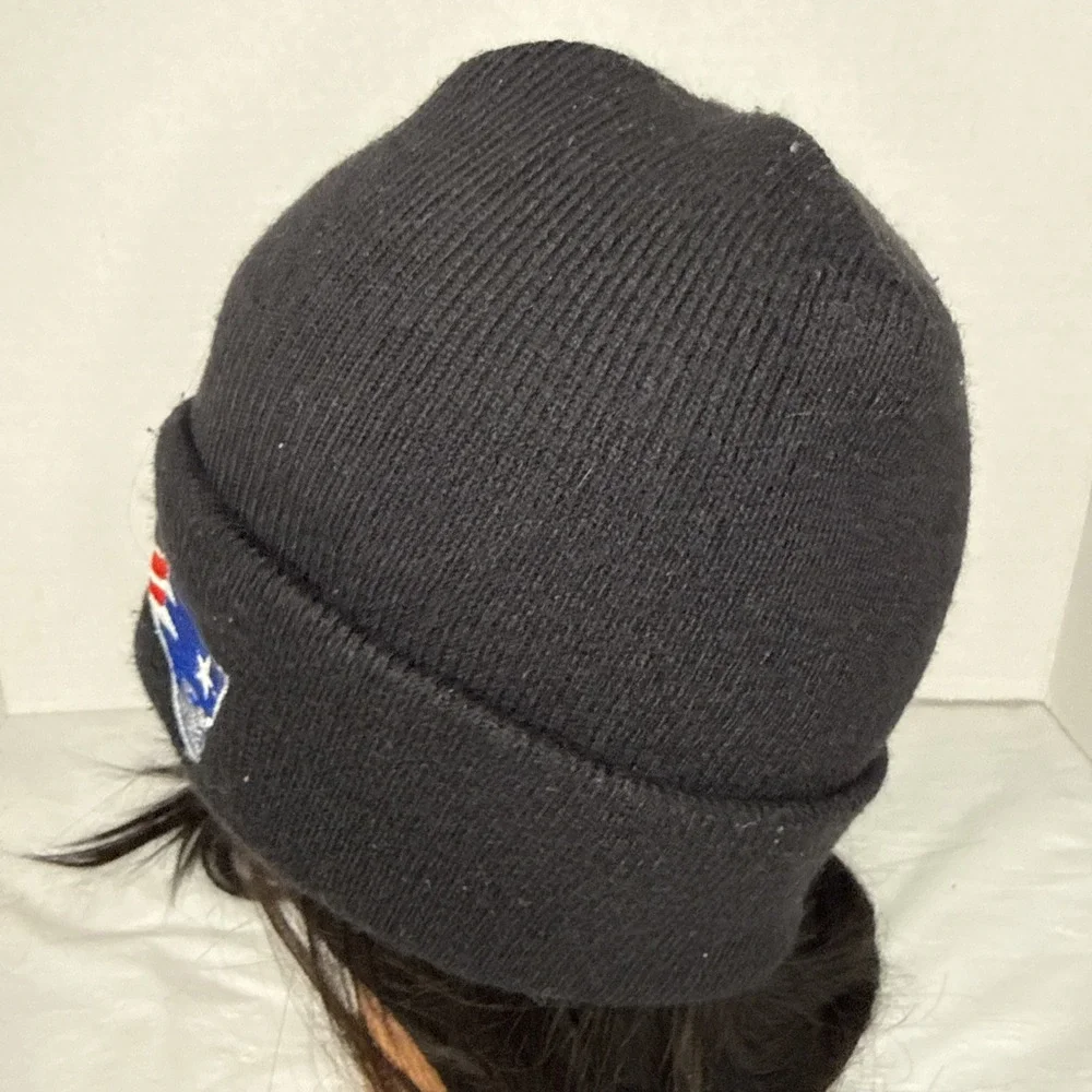 Vintage Logo‎ Athletic New England Patriots Striped Beanie Hat Blue Black USA